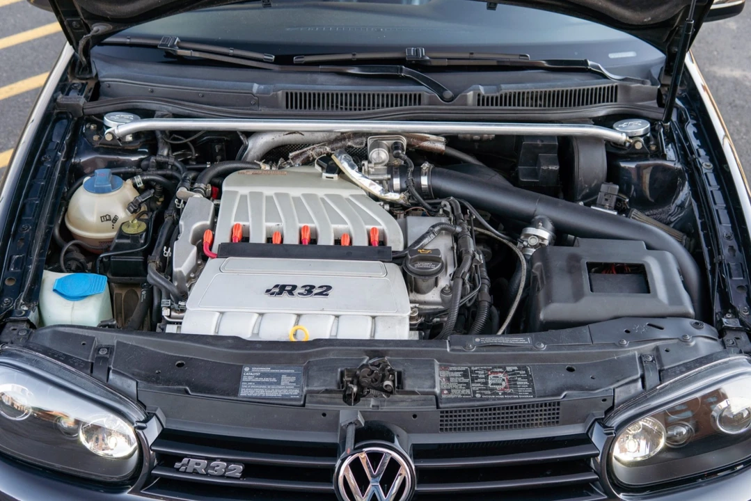 2004 Volkswagen R32 Mk4 - Image 6 of 7