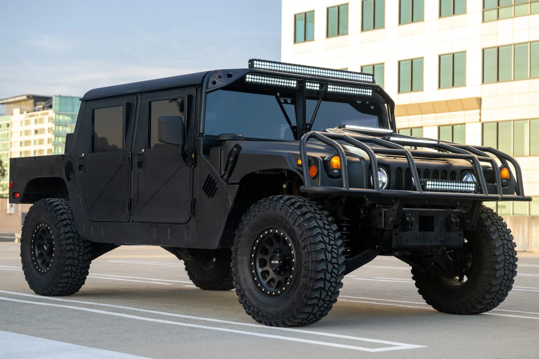 2005 Hummer HMMWV - Image 8 of 31