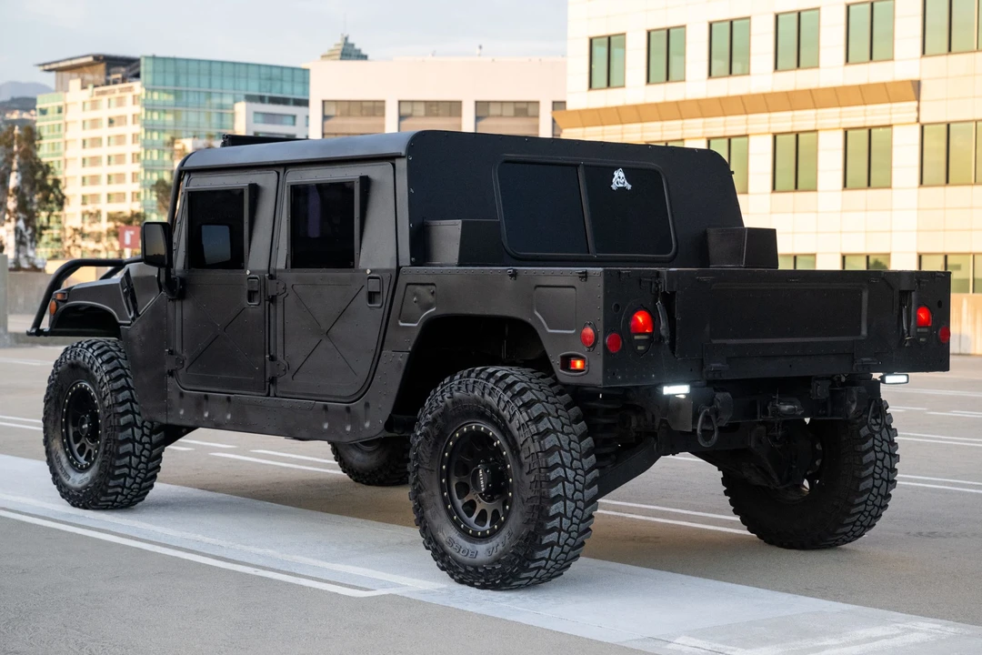 2005 Hummer HMMWV - Image 4 of 31