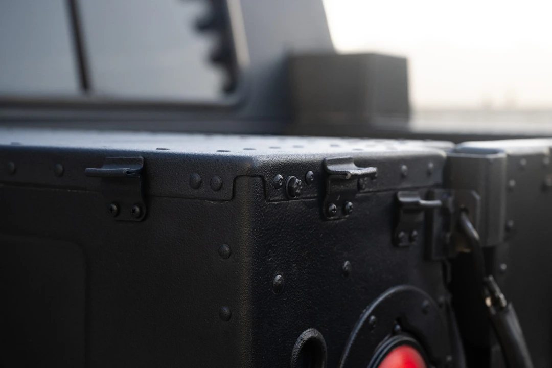 2005 Hummer HMMWV - Image 26 of 31