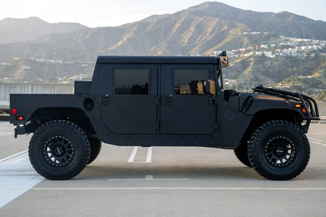2005 Hummer HMMWV - Image 7 of 31
