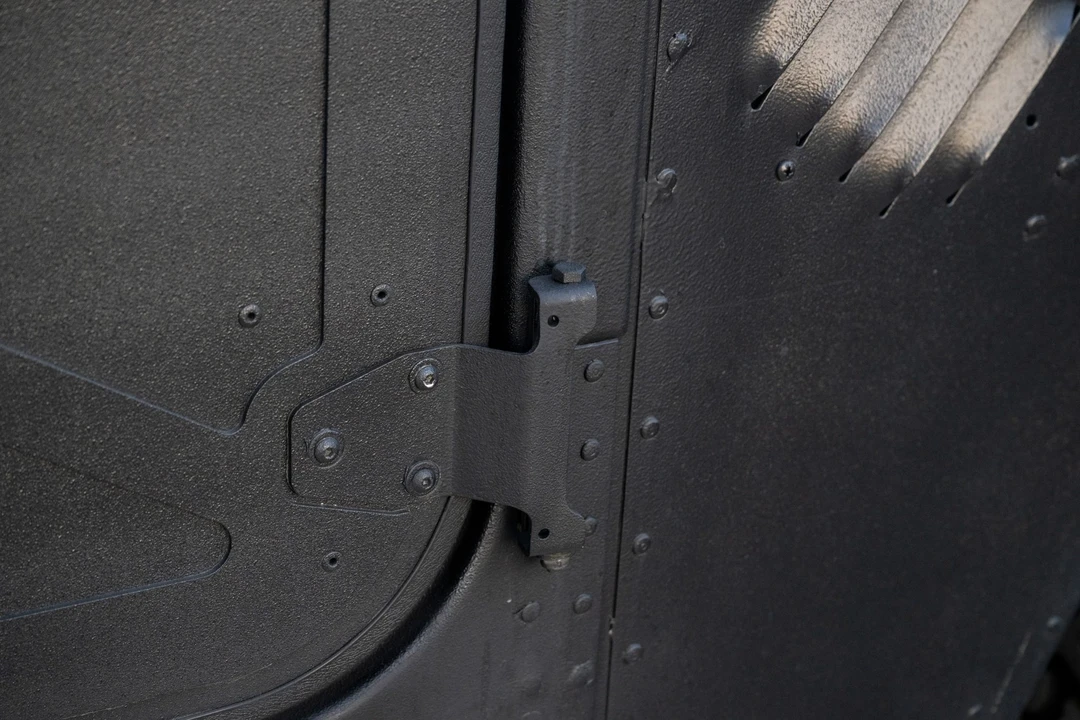 2005 Hummer HMMWV - Image 31 of 31