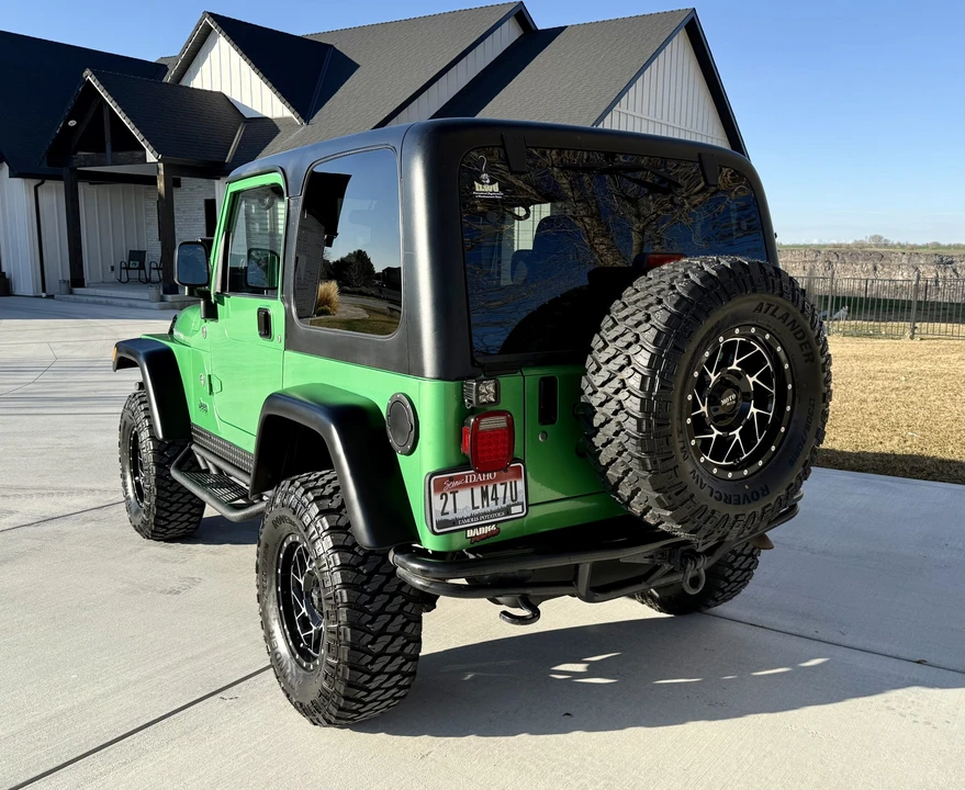 2005 Jeep TJ Wrangler - Image 12 of 31