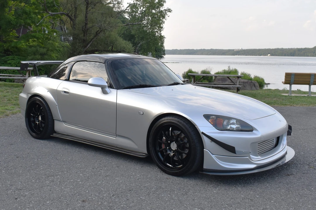 2006 Honda AP2 S2000 - Image 2 of 31