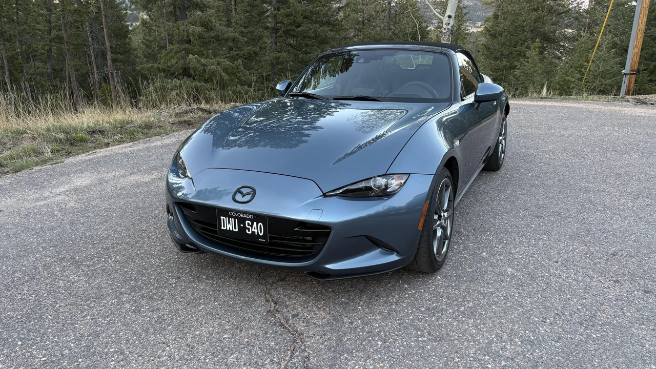 2017 Mazda ND MX-5 Miata - Image 15 of 31