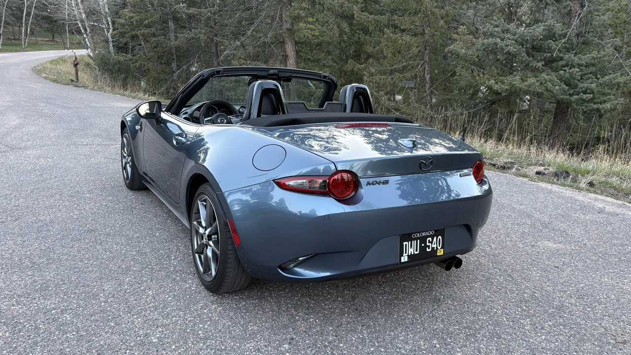 2017 Mazda ND MX-5 Miata - Image 10 of 31