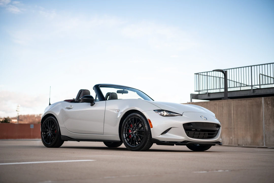 2018 Mazda ND MX-5 Miata - Image 3 of 31