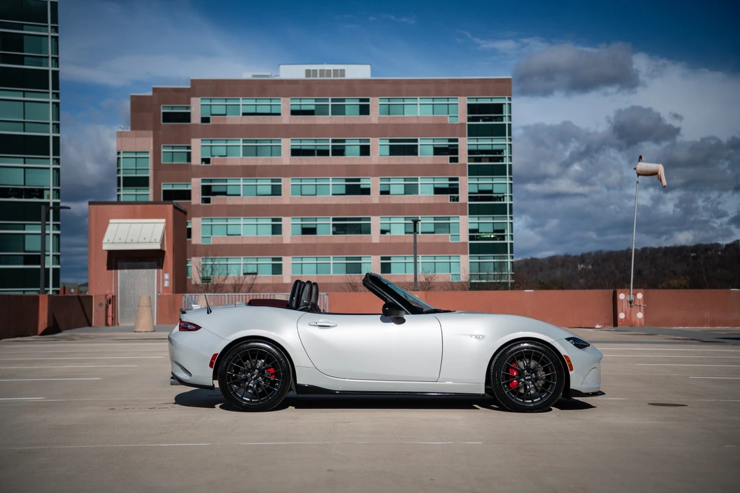 2018 Mazda ND MX-5 Miata - Image 15 of 31