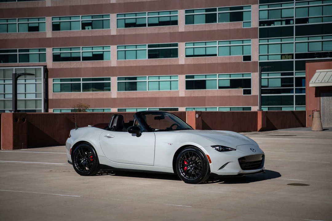 2018 Mazda ND MX-5 Miata - Image 6 of 31
