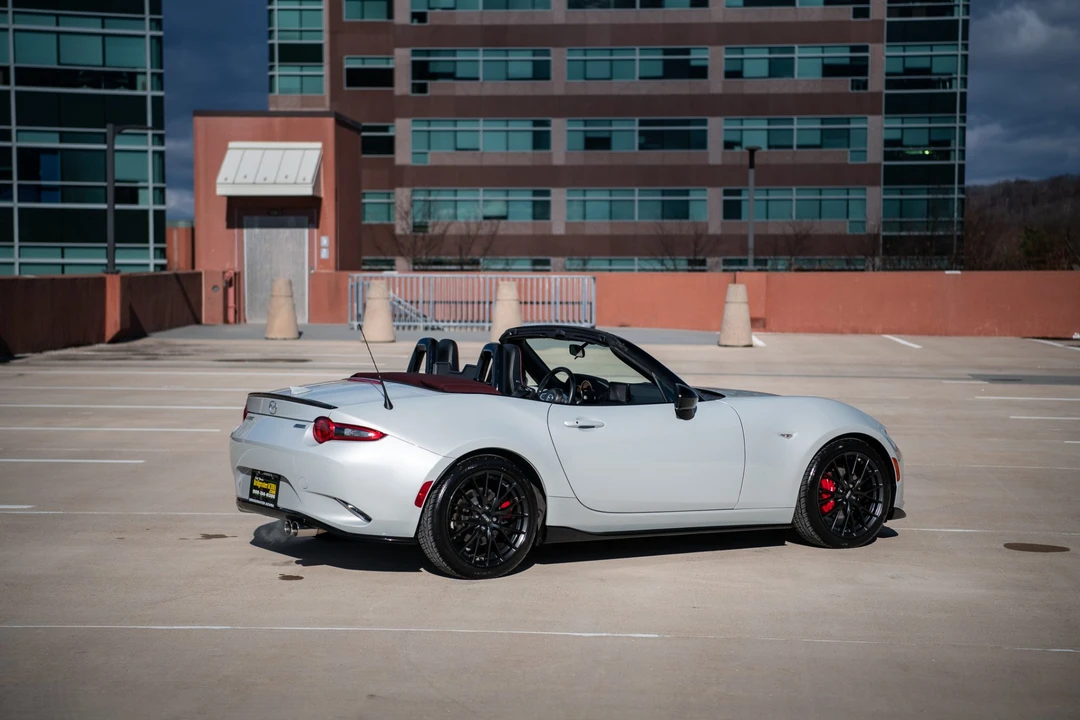 2018 Mazda ND MX-5 Miata - Image 18 of 31