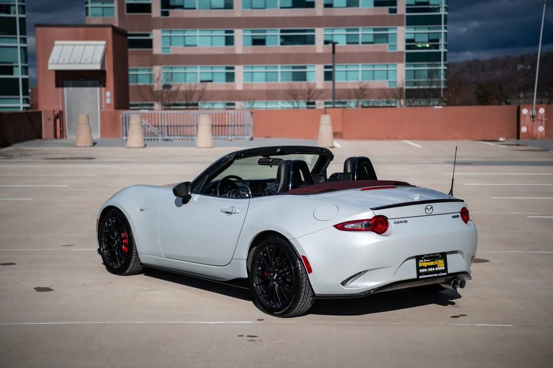 2018 Mazda ND MX-5 Miata - Image 29 of 31
