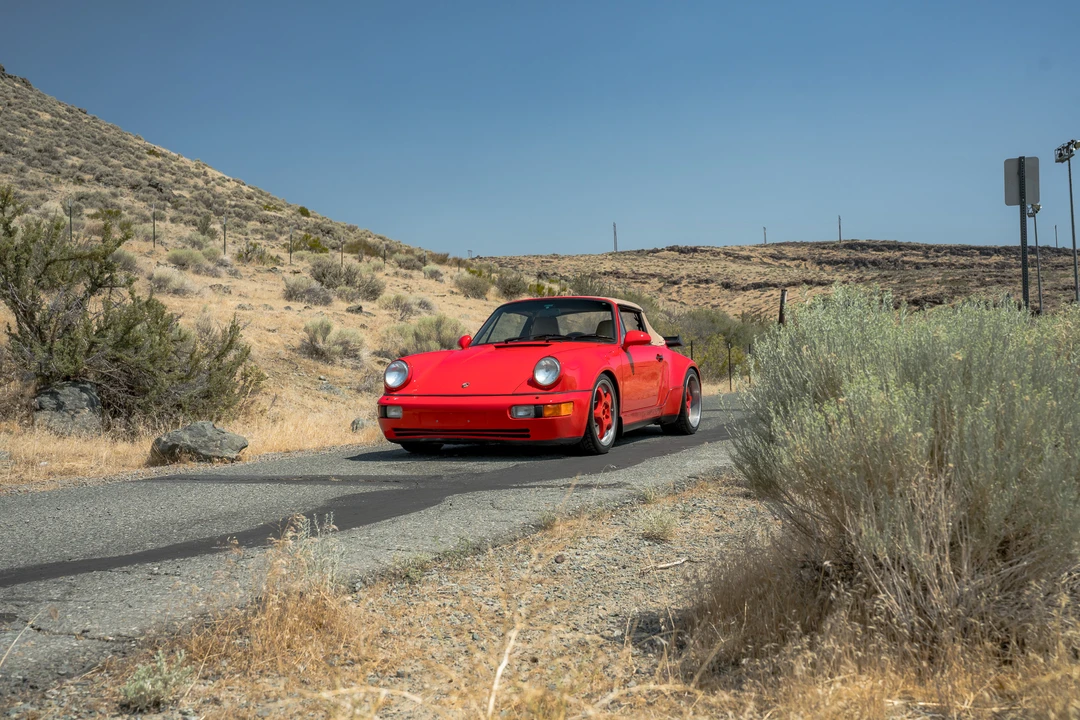 1990 Porsche 964 Carrera 4 - Image 4 of 31