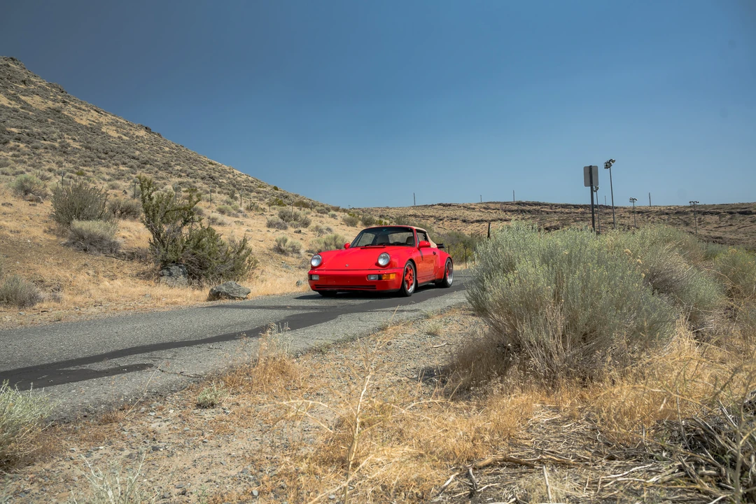 1990 Porsche 964 Carrera 4 - Image 5 of 31