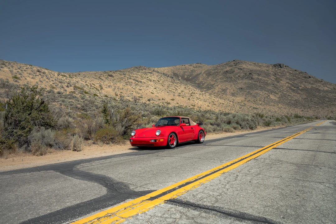 1990 Porsche 964 Carrera 4 - Image 10 of 31