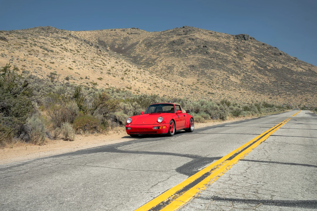 1990 Porsche 964 Carrera 4 - Image 9 of 31