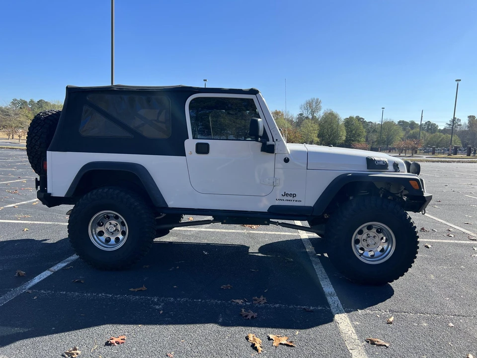 2006 Jeep TJ Wrangler - Image 14 of 31