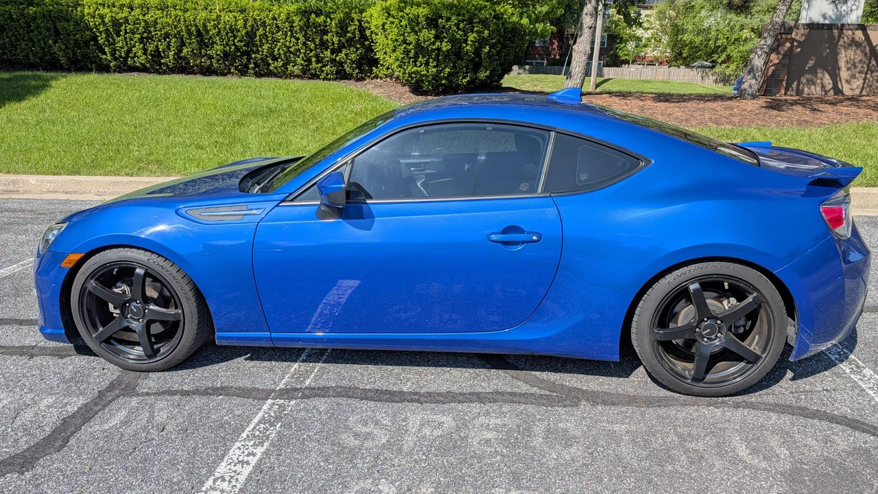 2016 Subaru BRZ 1st Gen - Image 5 of 31