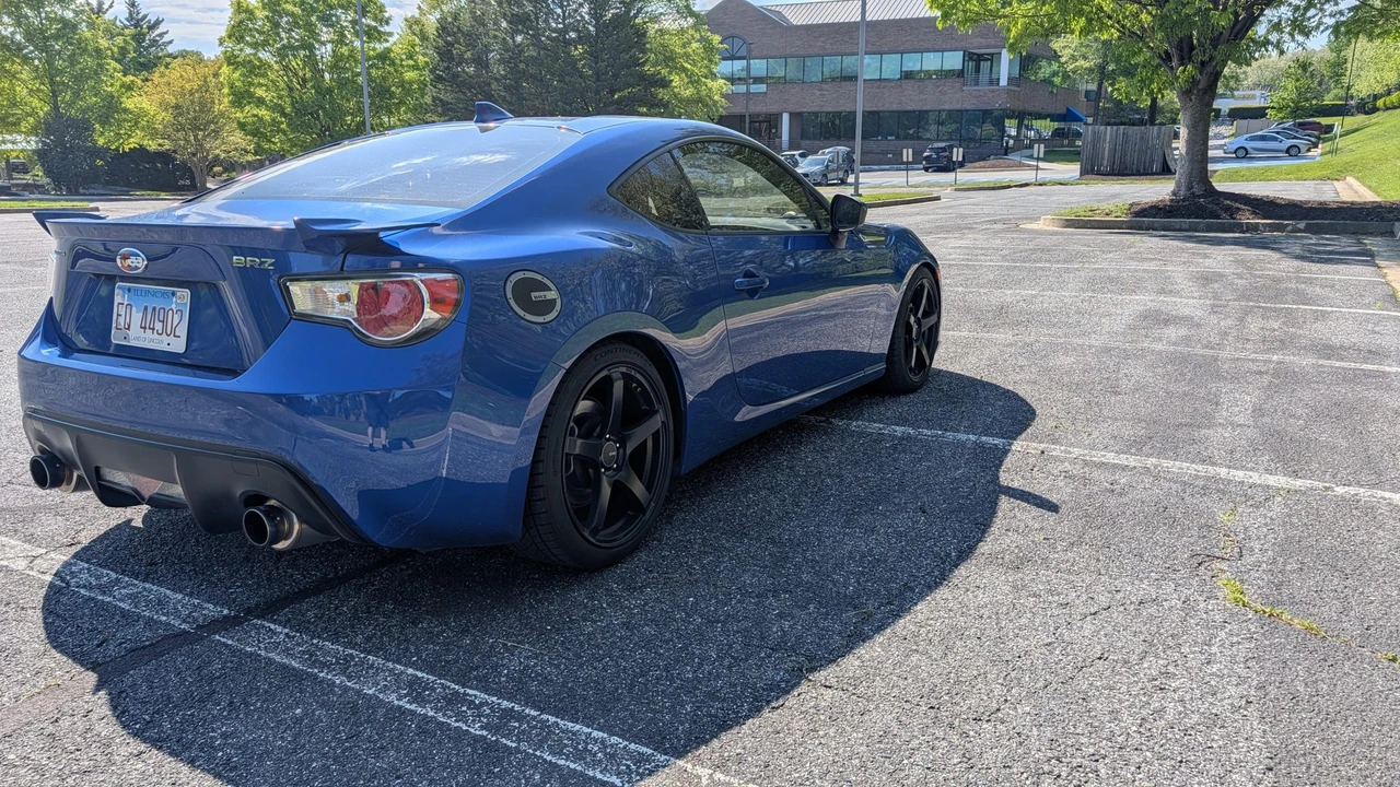 2016 Subaru BRZ 1st Gen - Image 9 of 31