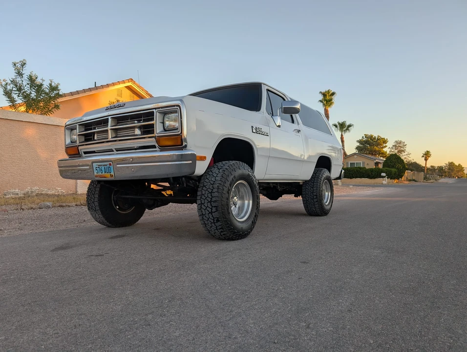 1989 Dodge Ramcharger - Image 4 of 31