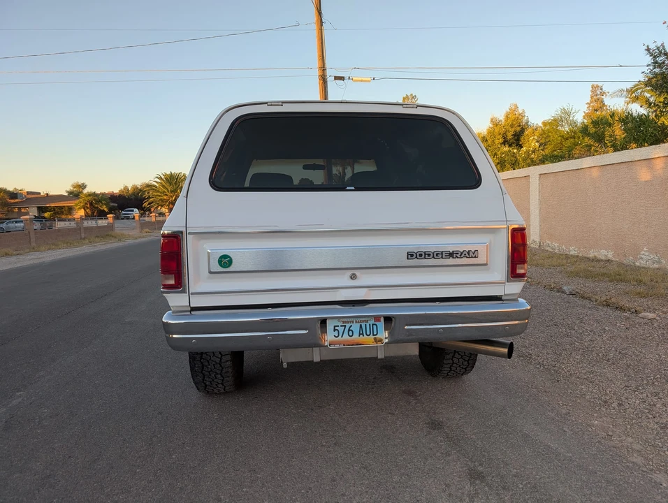 1989 Dodge Ramcharger - Image 20 of 31