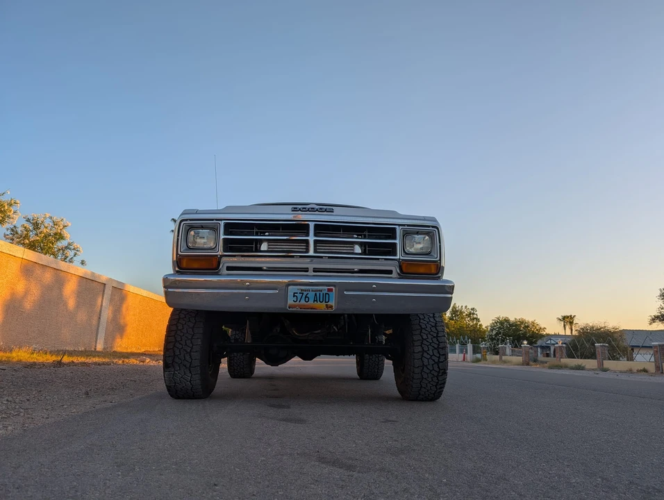 1989 Dodge Ramcharger - Image 8 of 31