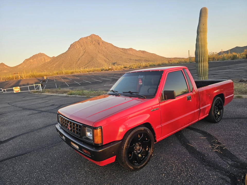 1990 Mitsubishi Triton 2nd Gen - Image 8 of 31