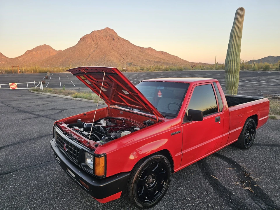 1990 Mitsubishi Triton 2nd Gen - Image 27 of 31