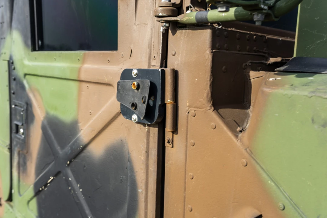 Hummer HMMWV - Image 28 of 31