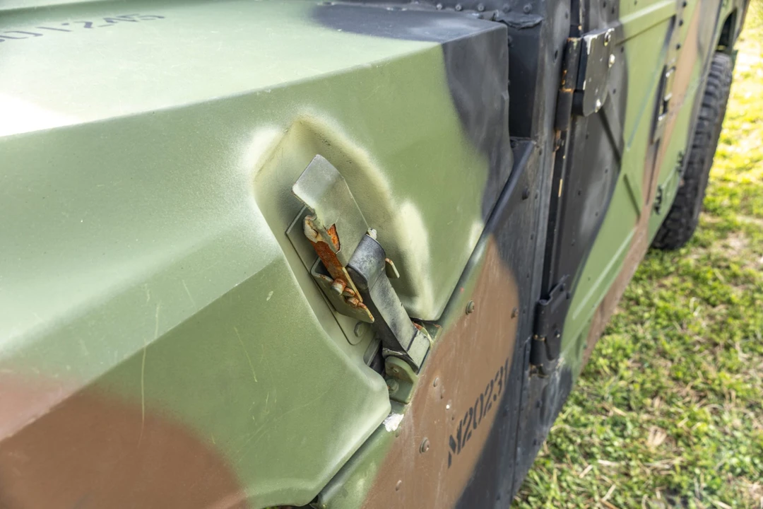 Hummer HMMWV - Image 29 of 31
