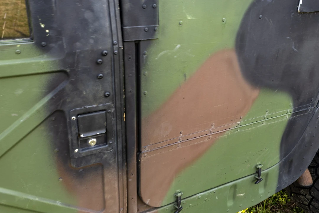 Hummer HMMWV - Image 31 of 31