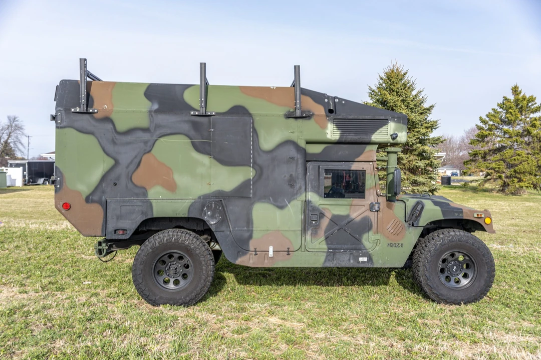 Hummer HMMWV - Image 6 of 31