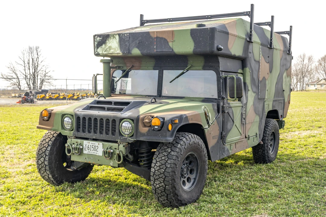 Hummer HMMWV - Image 2 of 31