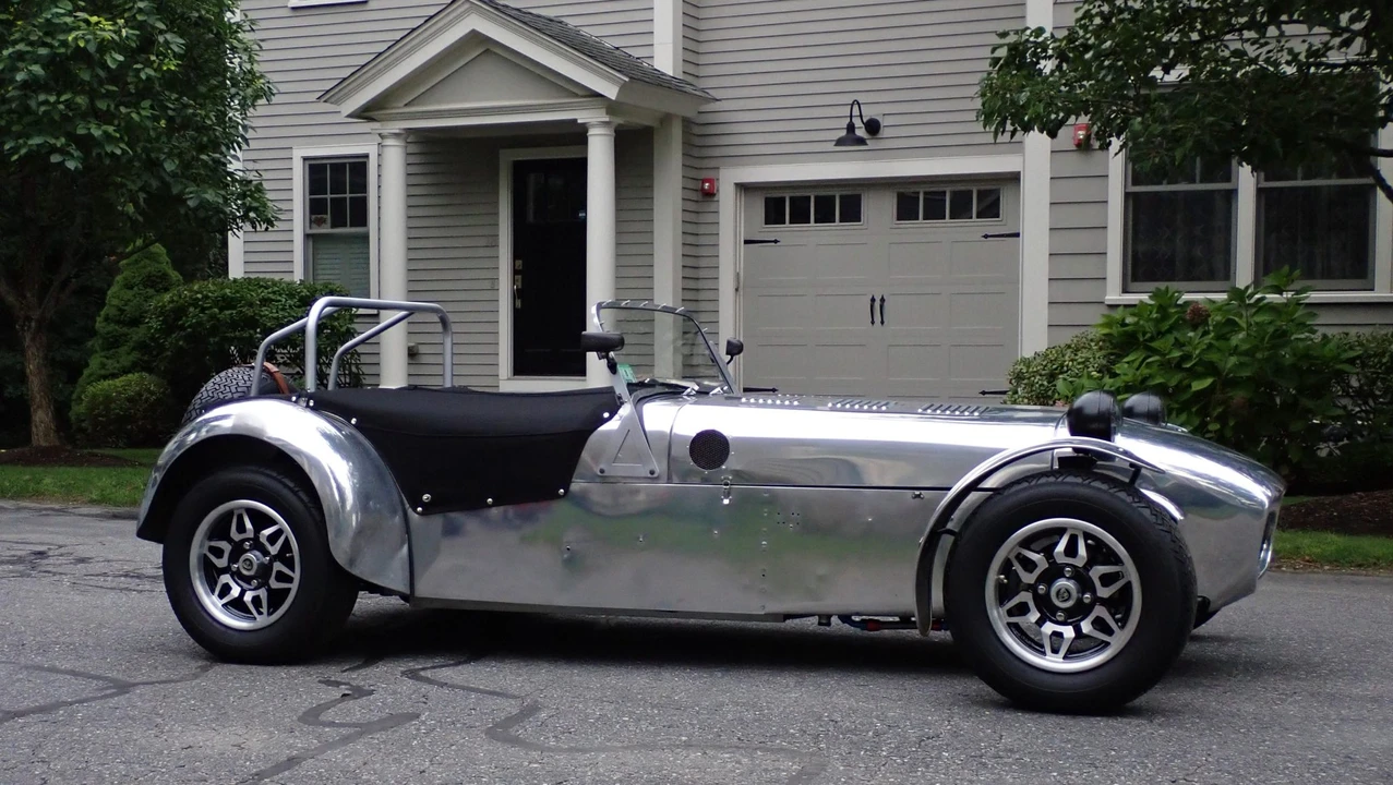 Caterham Seven - Image 2 of 31