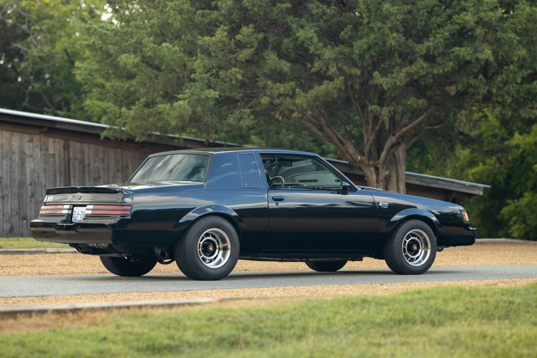 1986 Buick Grand National - Image 24 of 31