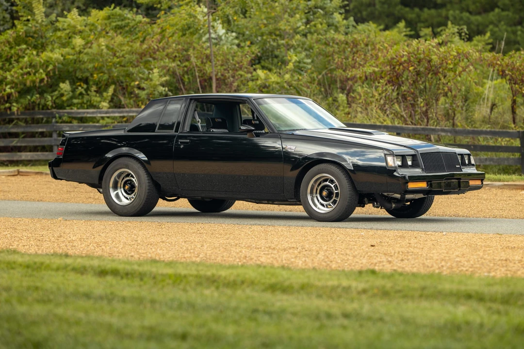 1986 Buick Grand National - Image 28 of 31