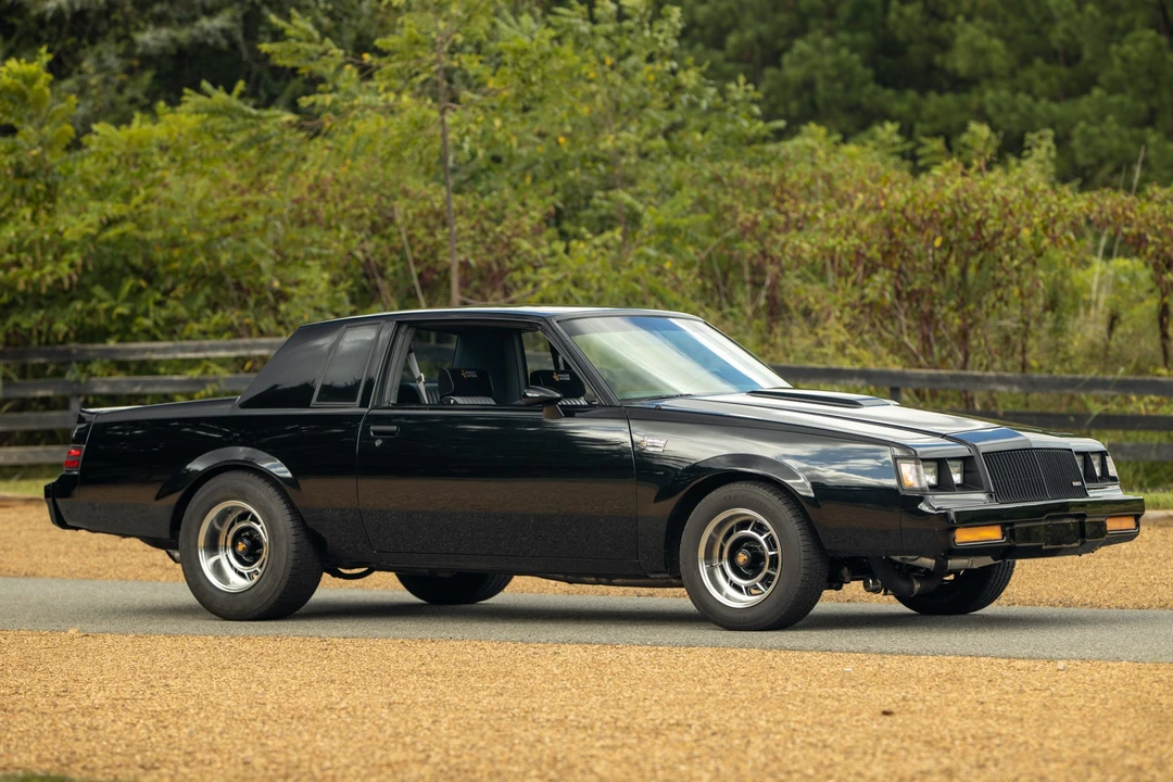 1986 Buick Grand National - Image 27 of 31
