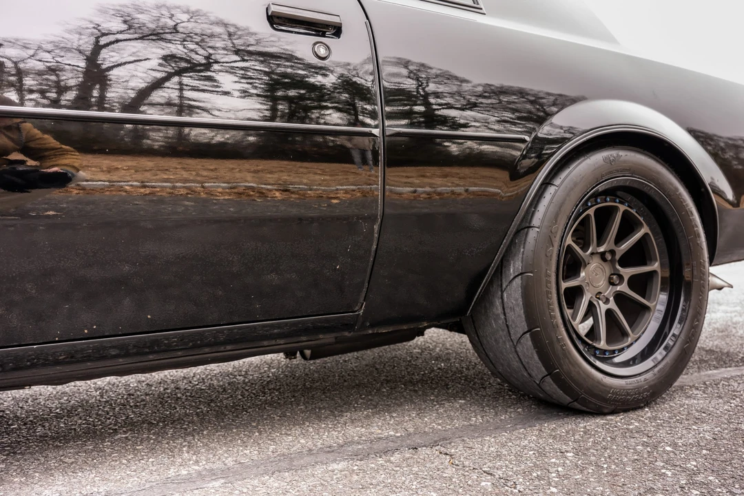 1987 Buick Grand National - Image 26 of 31