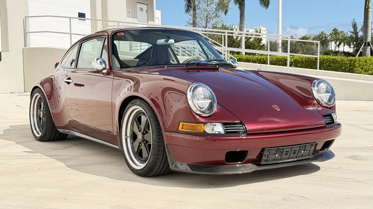 1996 Porsche 993 Carrera 4S - Image 13 of 31