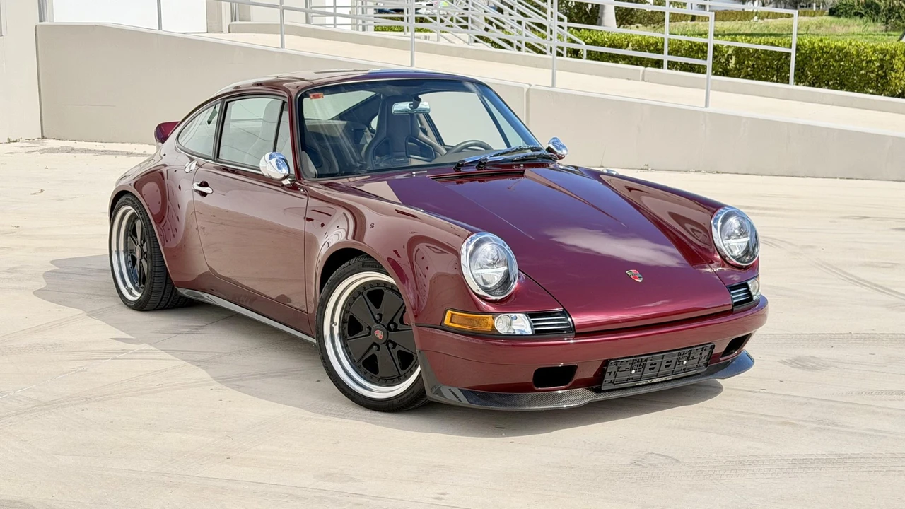 1996 Porsche 993 Carrera 4S - Image 12 of 31
