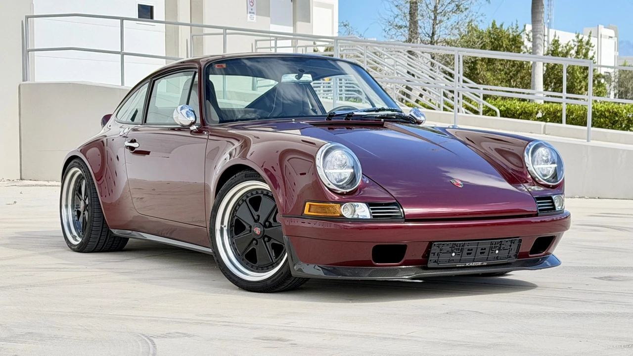 1996 Porsche 993 Carrera 4S - Image 11 of 31