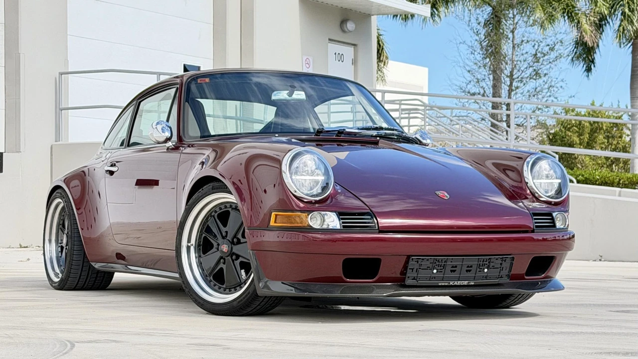 1996 Porsche 993 Carrera 4S - Image 10 of 31