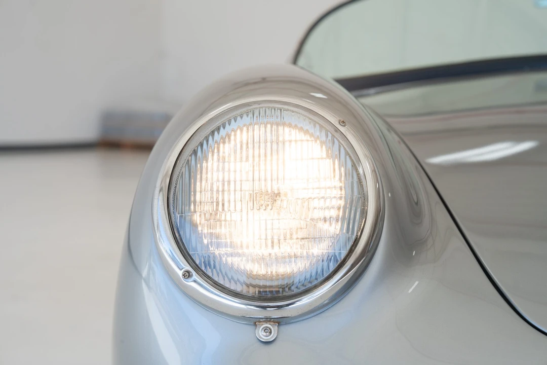 Porsche 550 - Image 15 of 31