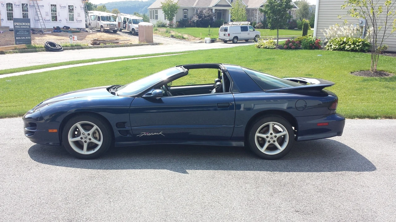 2002 Pontiac Firebird Trans Am 4th Gen - Image 15 of 18