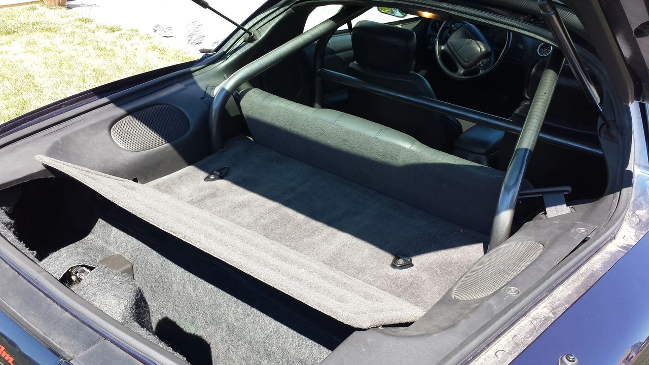 2002 Pontiac Firebird Trans Am 4th Gen - Image 18 of 18
