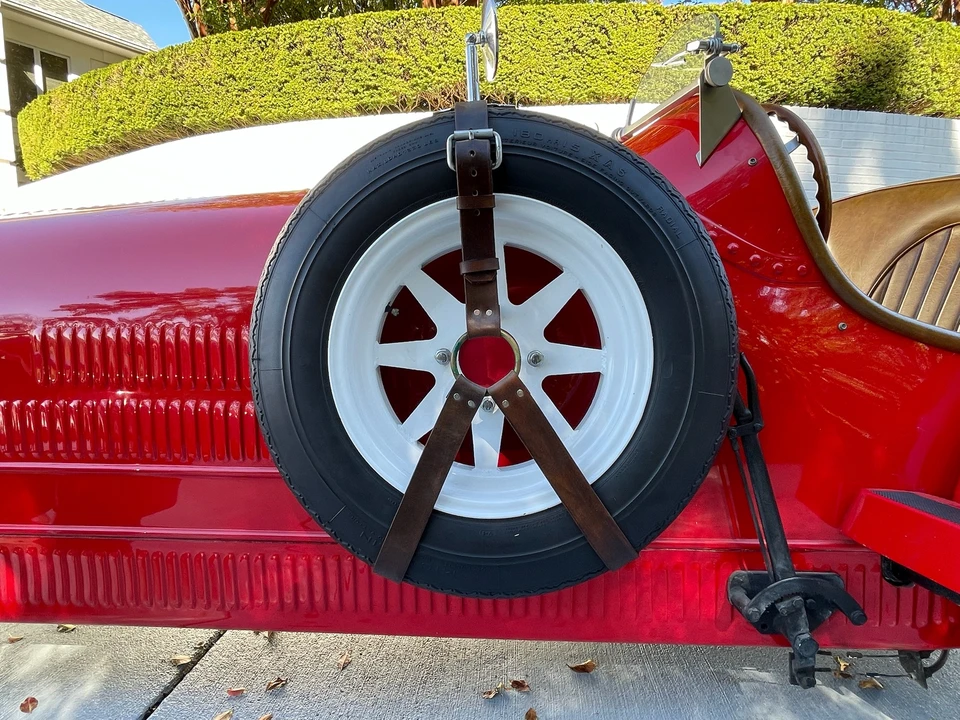 Bugatti - Image 28 of 31