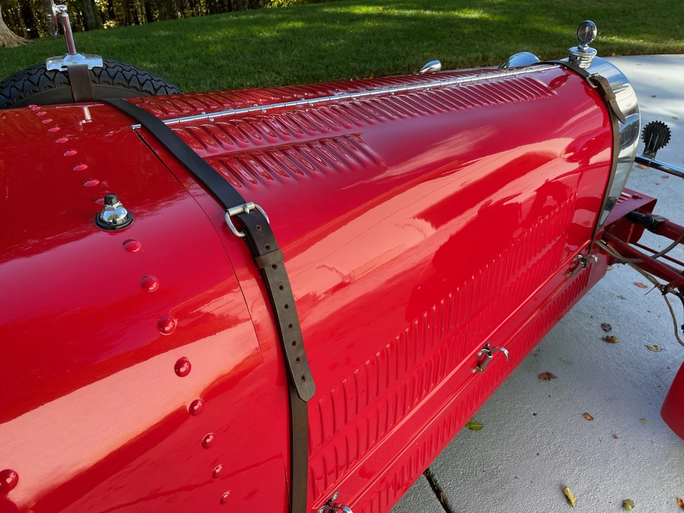 Bugatti - Image 17 of 31