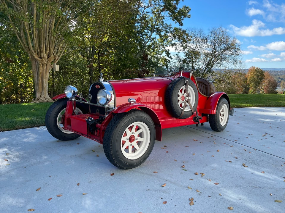 Bugatti - Image 3 of 31