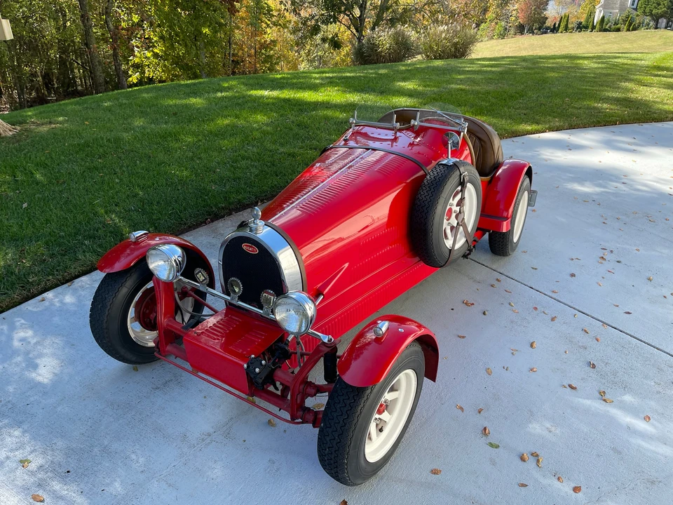Bugatti - Image 2 of 31