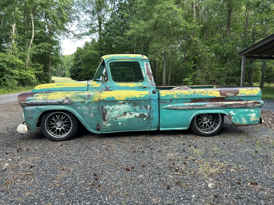 1959 Chevrolet Task Force - Image 20 of 31