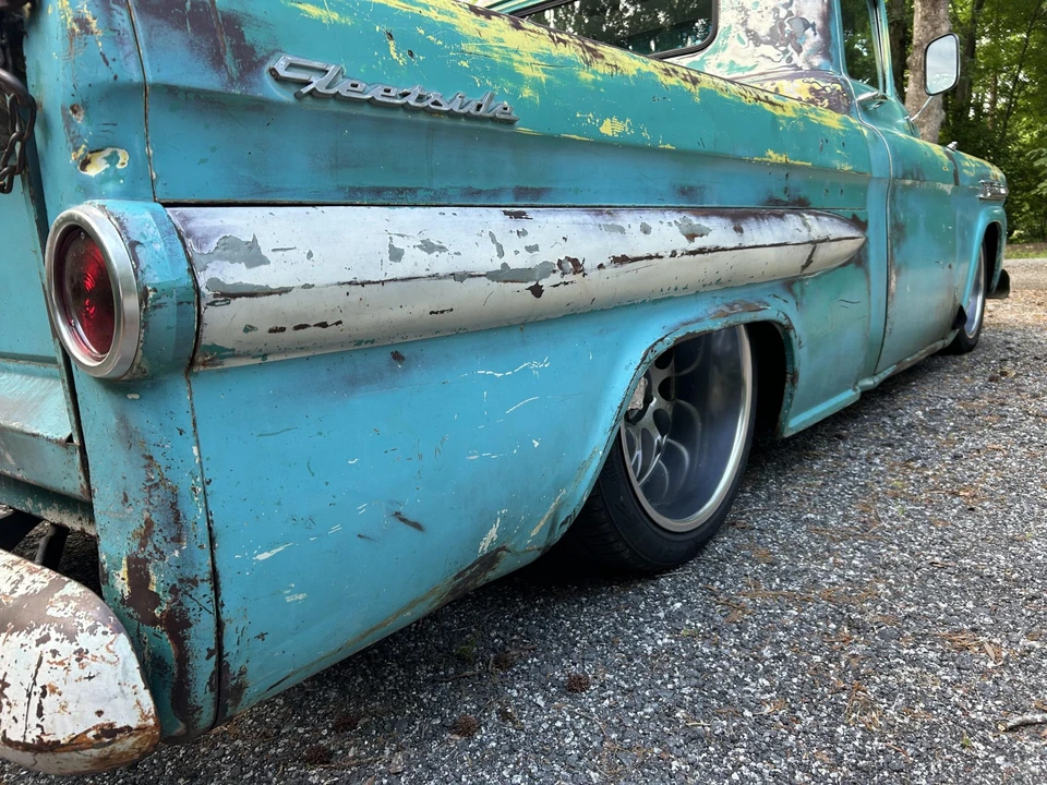 1959 Chevrolet Task Force - Image 22 of 31